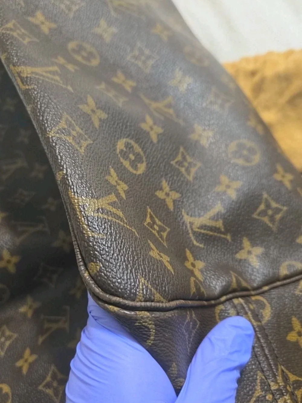 The Authentic Louis Vuitton Neverfull GM Monogram Canvas Tote Bag